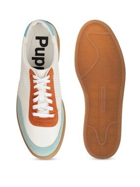 Hush Puppies Women’s White Sneakers with Rust & Light Blue Accents sz 9
